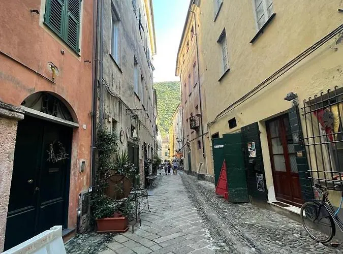 Penzion In Borgo Finale Ligure